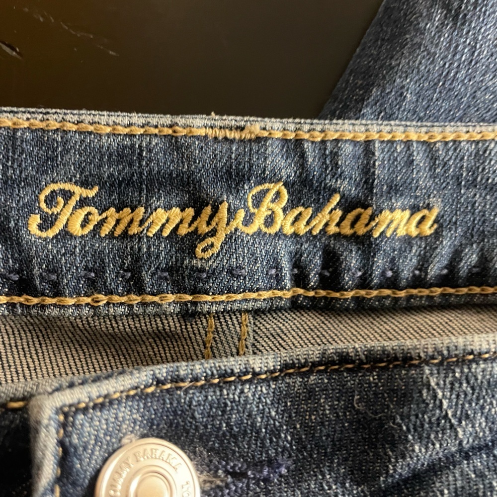 281. Tommy Bahama Indigo Palms Men’s Jeans, 36” - Picture 3 of 5